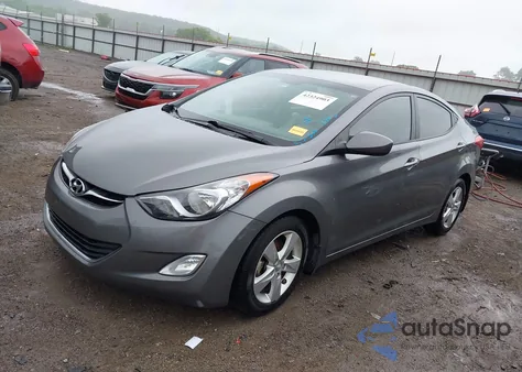 2013 Hyundai Elantra Gls z USA, uszkodzony, nr VIN 5NPDH4AE7DH173891